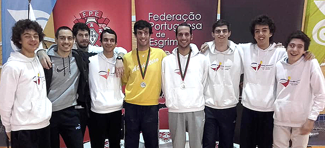 Clube Atlântico de Esgrima com ouro, prata e bronze no início da época(T)