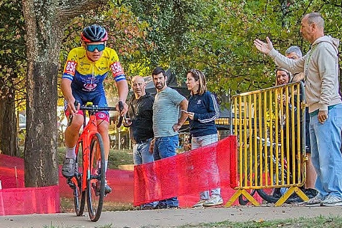 João Barros, jovem da Escola Matos-Cheirinhos, em destaque na “Taça de Portugal” de Ciclocrosse(T)