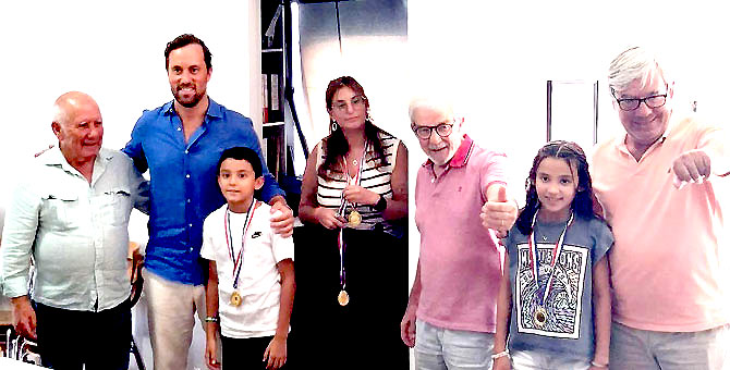 AM do Livramento medalha atletas do “Troféu de Atletismo de Cascais”(T)