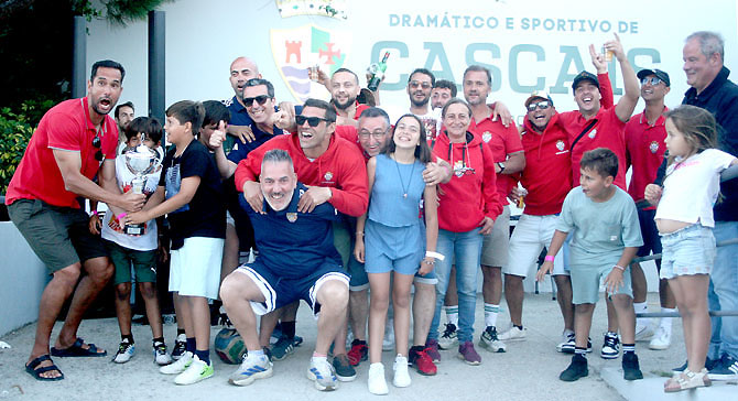 Veteranos do Estoril sagraram-se campeões * AFD Torre e Lisbon Casuals no pódio